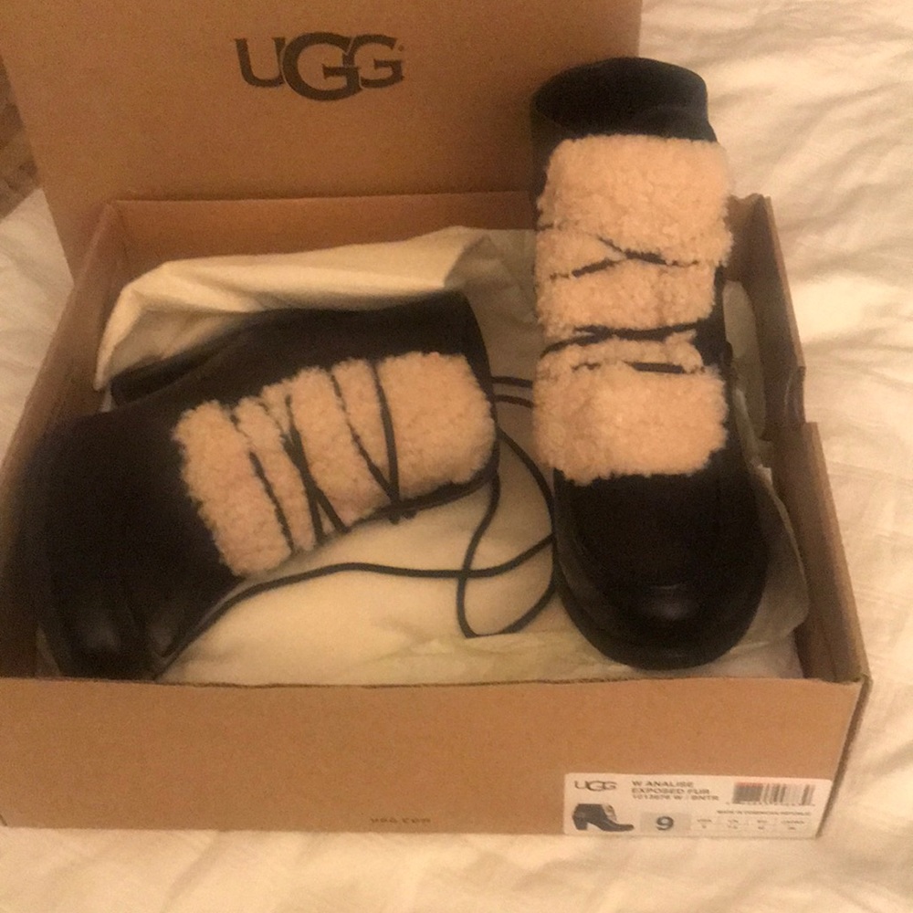 UGG Boots Exposed Fur